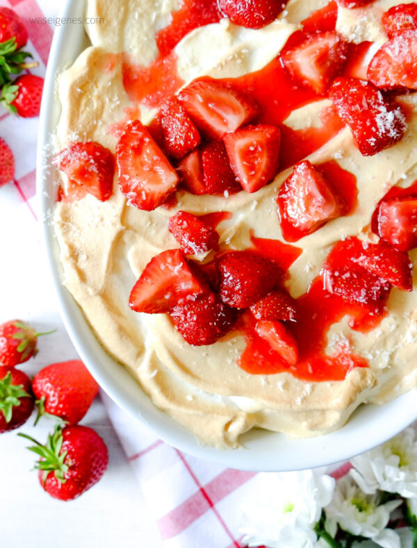 Rezept: Milchreisauflauf mit Erdbeeren und Baiserhaube