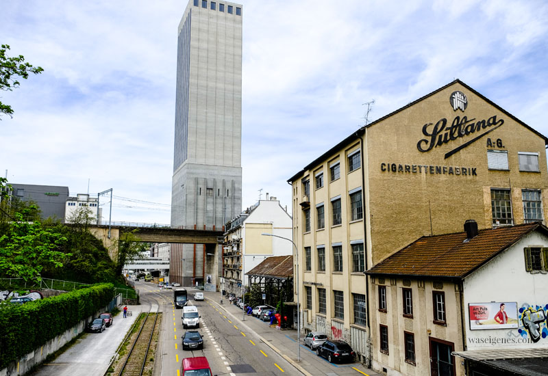 Zürich West, Sultana Cigarettenfabrik, Letten-Viadukt, Blick auf den Sihlquai, waseigenes.com