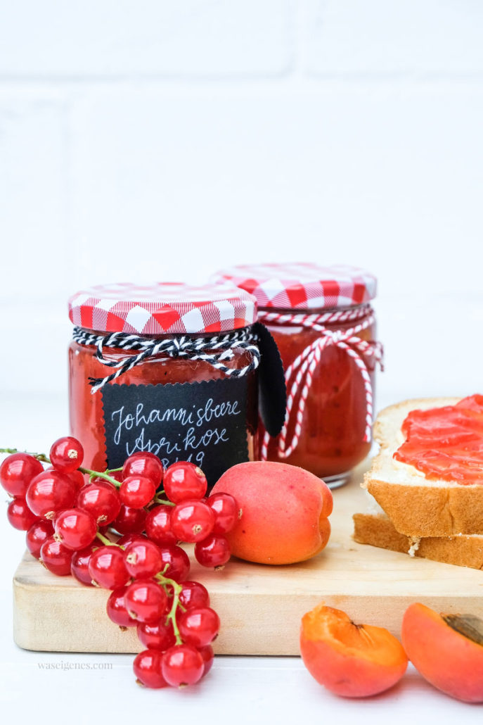 Sonnenkinder im Glas: Johannisbeer-Aprikosen-Marmelde.