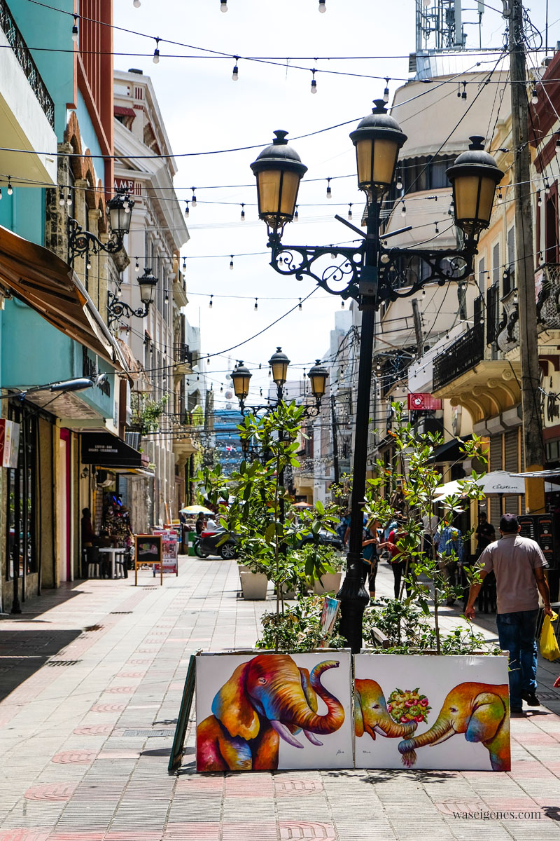 Calle El Conde Einkaufsstraße in Santo Domingo -  Dominikanischen Republik, waseigenes.com