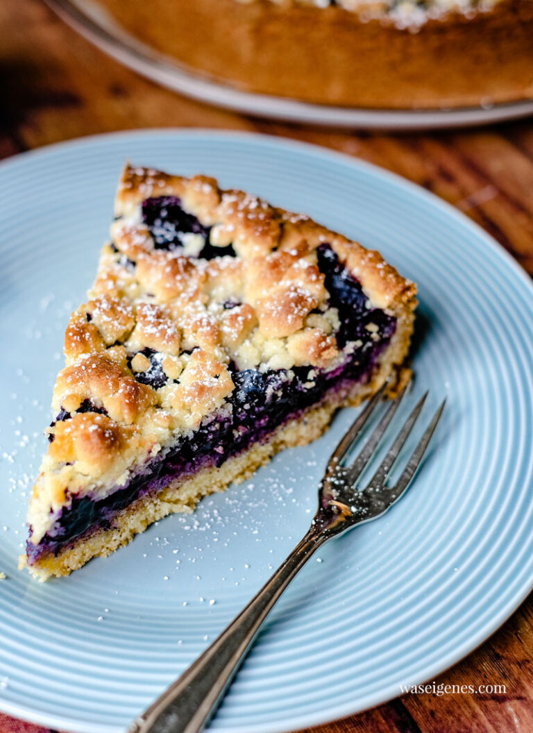 Blaubeerkuchen mit Mandeln und Streusel | waseigenes.com