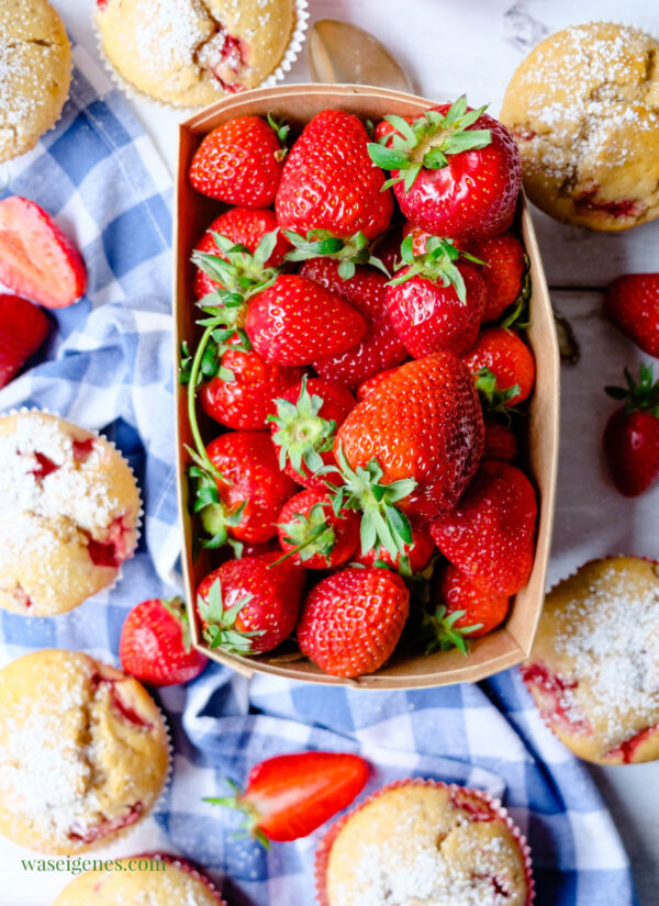 Erdbeer Muffins ~ so einfach, so fluffig und lecker | wasigenes.com