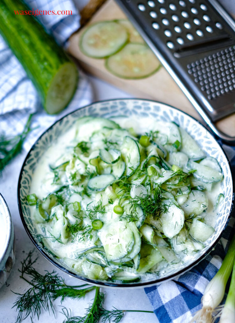 Gurkensalat mit Schmand und frischem Dill | Rezept | waseigenes.com