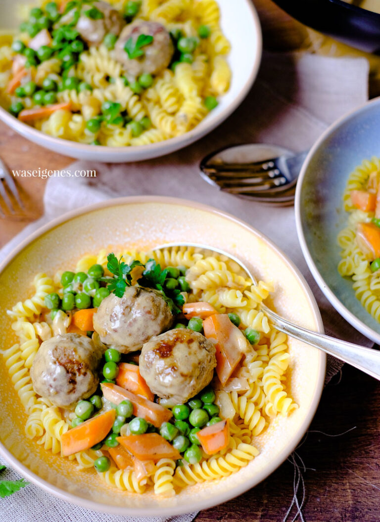 Gebackene Hähnchenbrust mit Äpfeln | Rezept | waseigenes.com