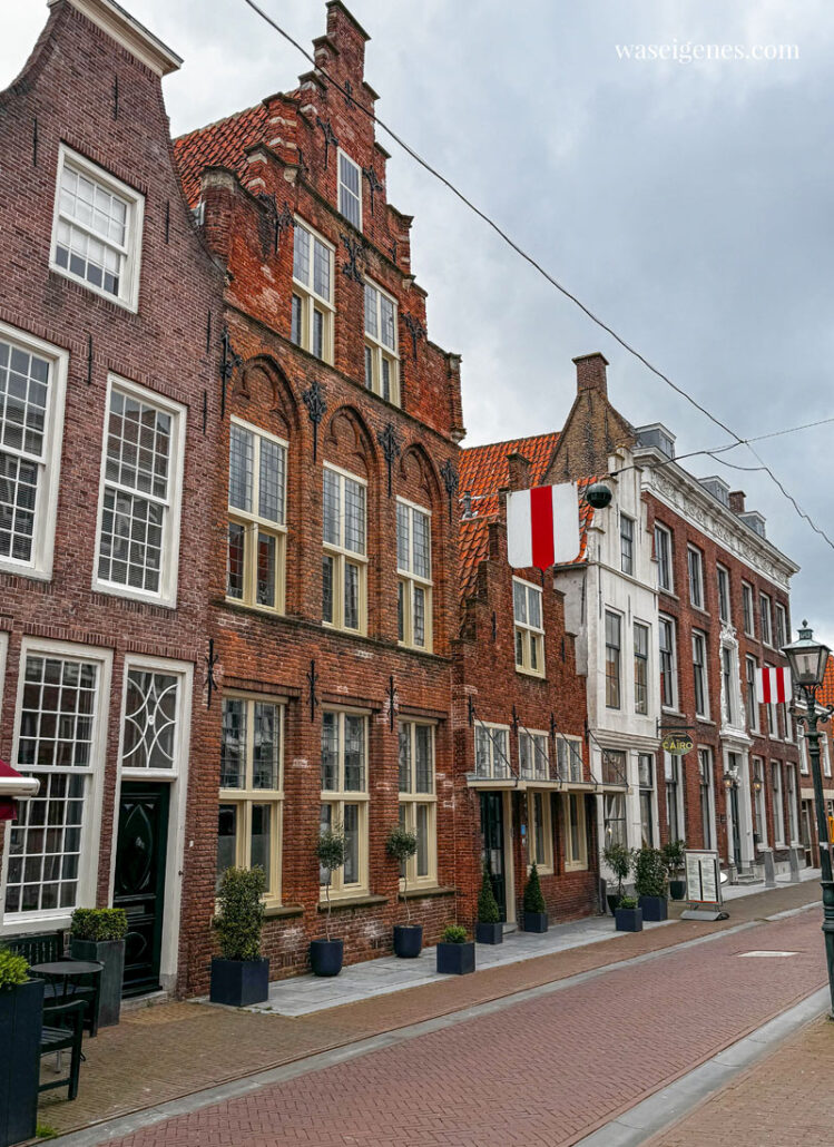 Brielle (Den Briel) - Zuid-Holland, Städtetrip, Sightseeing, historische Festungsstadt, Sint Catharijnekerk | waseigenes.com | Niederlande