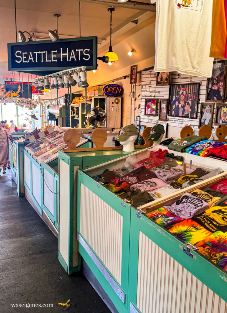 Seattle: Pike Place Market - Farmers Market - Historische Markthallen am Pike Place | Erster Starbucks Coffee, Tea and Spice | waseigenes.com