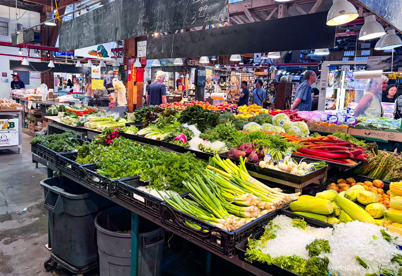 Granville Island, Vancouver, BC, Kanada | Halbinsel mit großem Kultur- und Shopping-Angebot | Public Market - Markthalle mit Lebensmitteln, Genuss und Kunst | waseigenes.com