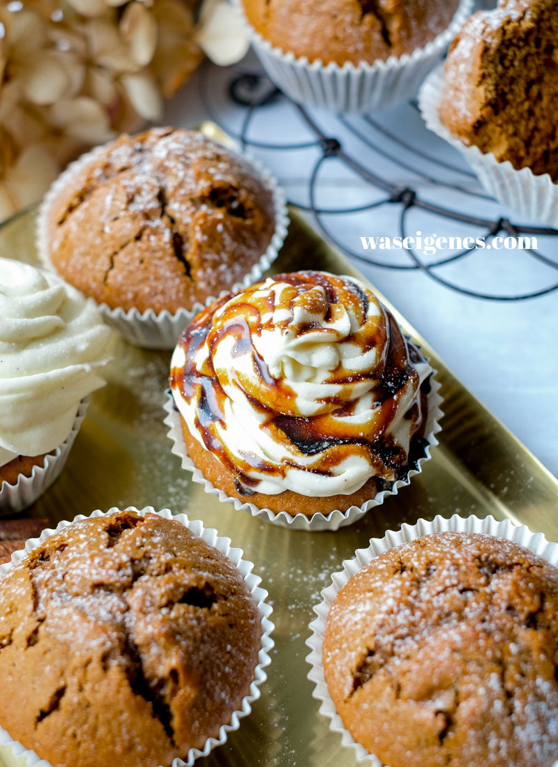 Rezept: Rübenkraut Muffins - saftige Muffins mit Zuckerrübensirup und Buttercreme | waseigenes.com | Was backe ich heute? 