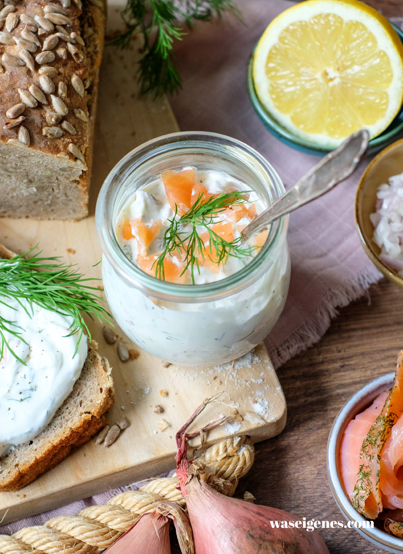 Lachs-Schmand-Aufstrich mit Zitrone & Dill